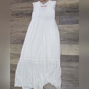 Seraphine Elegant White Boho Maxi Maternity Dress Size 4